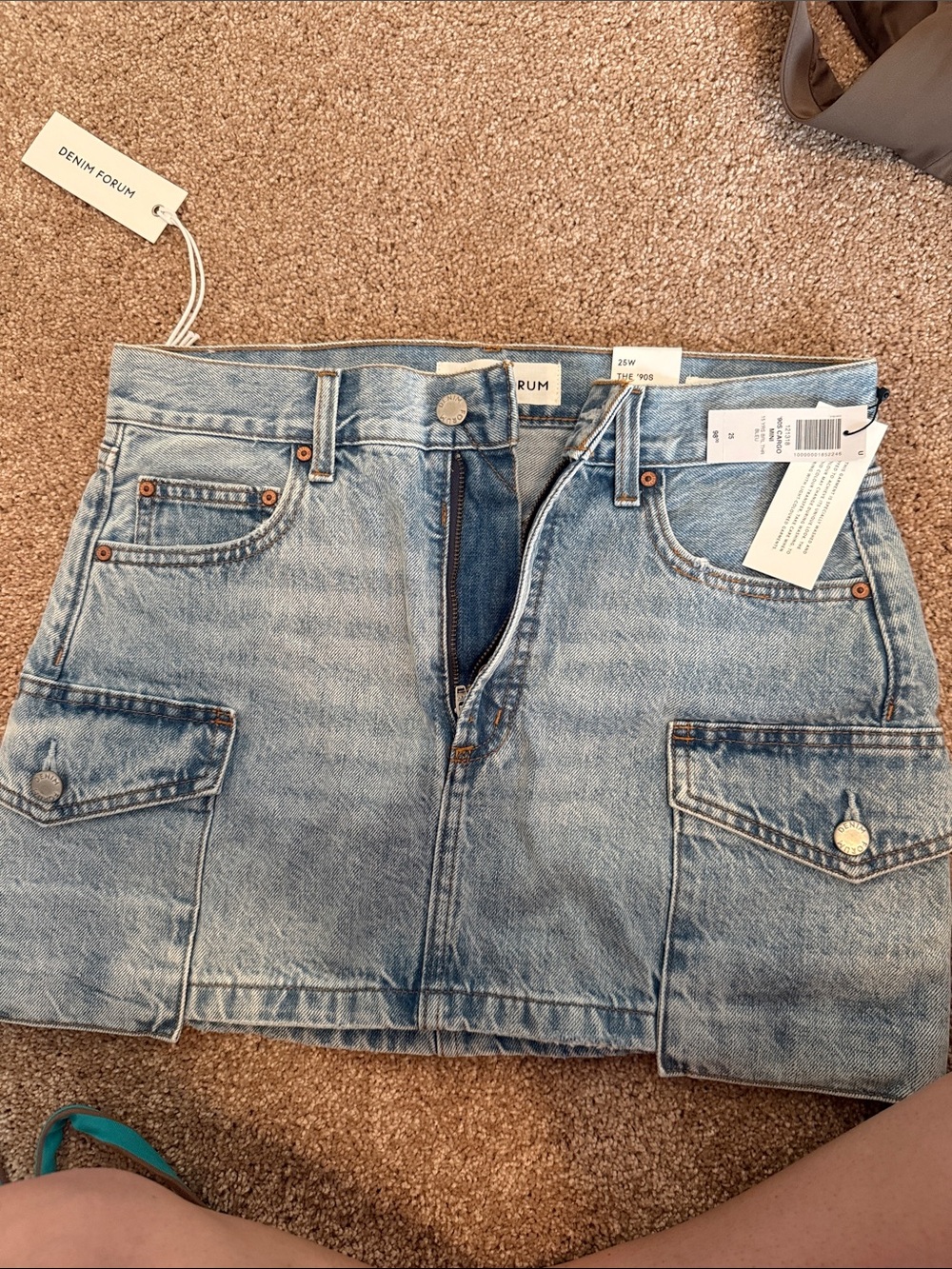 Aritzia Denim Forum Light Blue 90s Cargo Denim Mini Skirt NWT